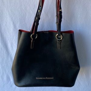 Dooney & Bourke tote bag w/ matching small bag